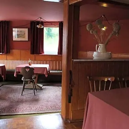 Landhof Pau Hotell Bad Holzhausen