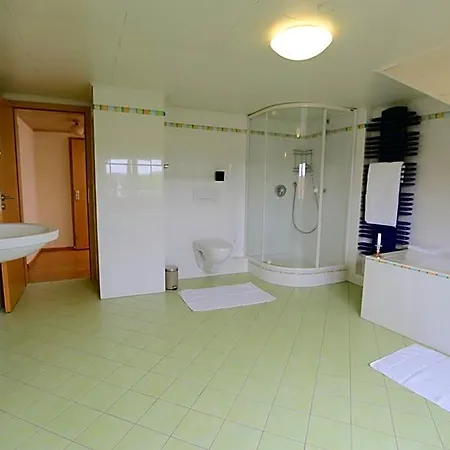 Landhof Pau Hotell Bad Holzhausen
